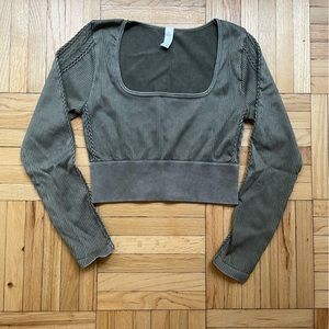 OFFLINE By Aerie Seamless Cable Square Neck T-Shirt Size